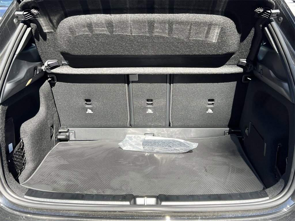 Certified 2025 Mercedes-Benz GLA 250 4MATIC image 24