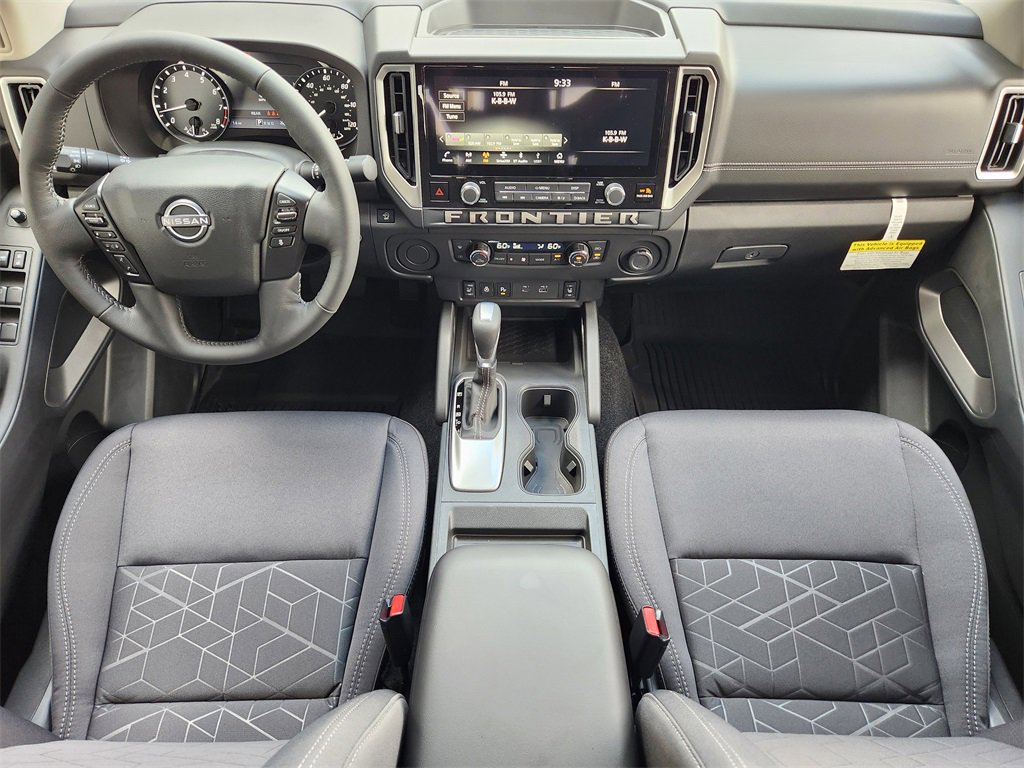 New 2025 Nissan Frontier SV w/ SV Convenience Package image 18