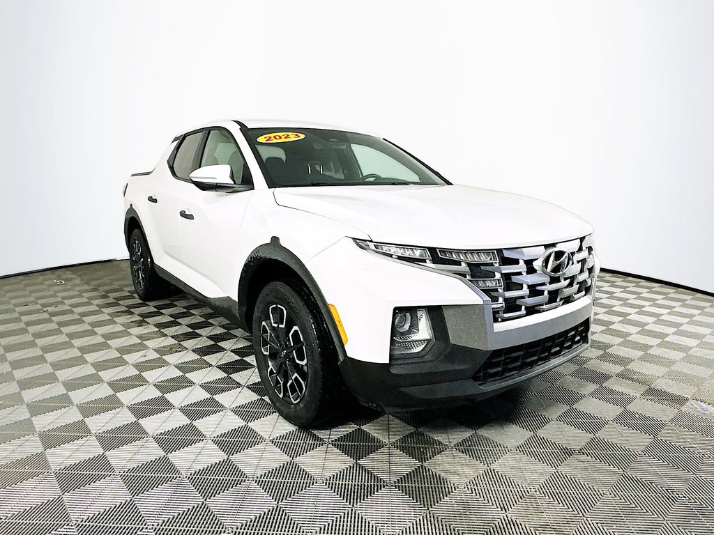 Used 2023 Hyundai Santa Cruz SEL image 3