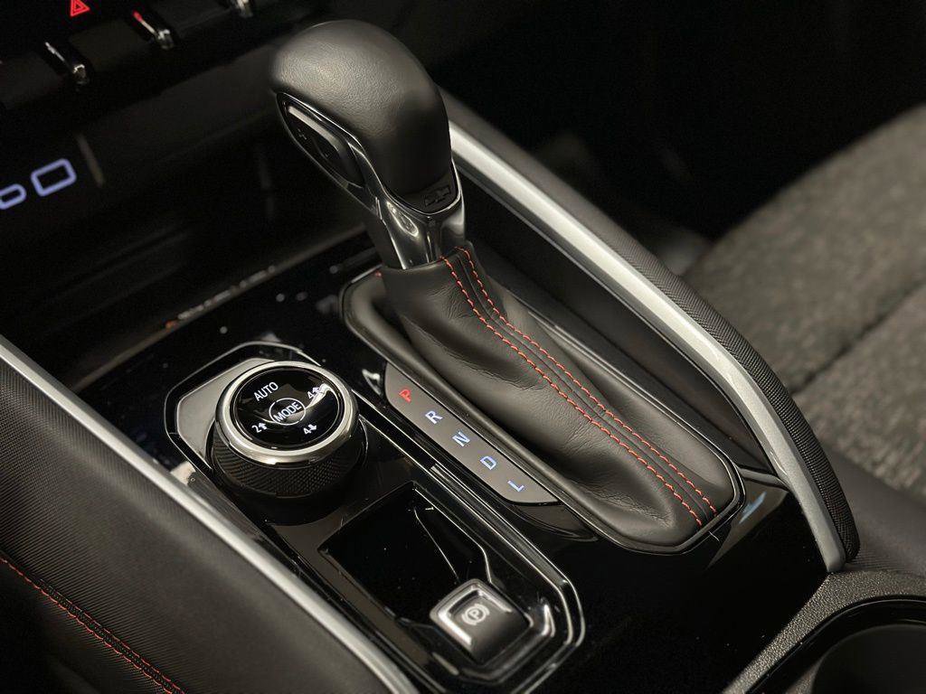 Certified 2024 Chevrolet Colorado Z71 w/ Z71 Convenience Package 2 image 19