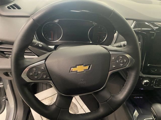 Used 2023 Chevrolet Traverse Premier image 17
