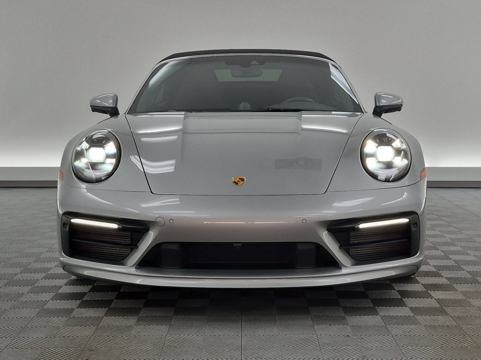 Certified 2020 Porsche 911 Carrera 4S AWD/4WD image 6