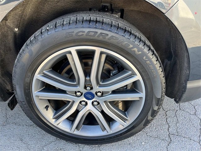 Used 2022 Ford Edge Titanium w/ Class II Trailer Tow Package image 11