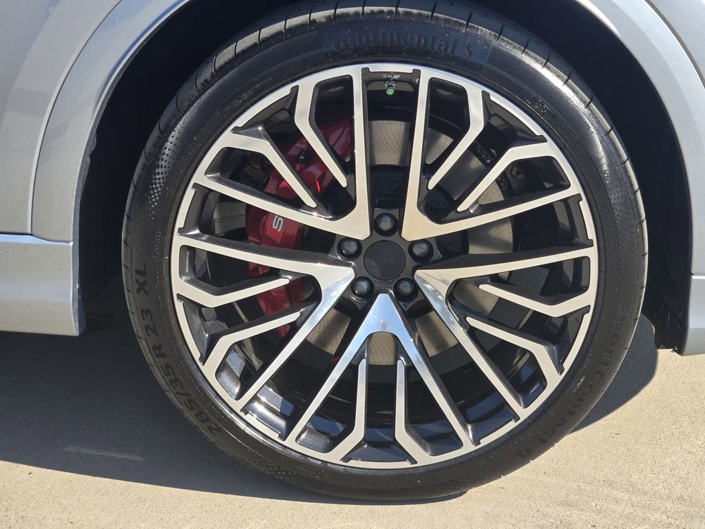 New 2026 Audi SQ8 Premium Plus image 13