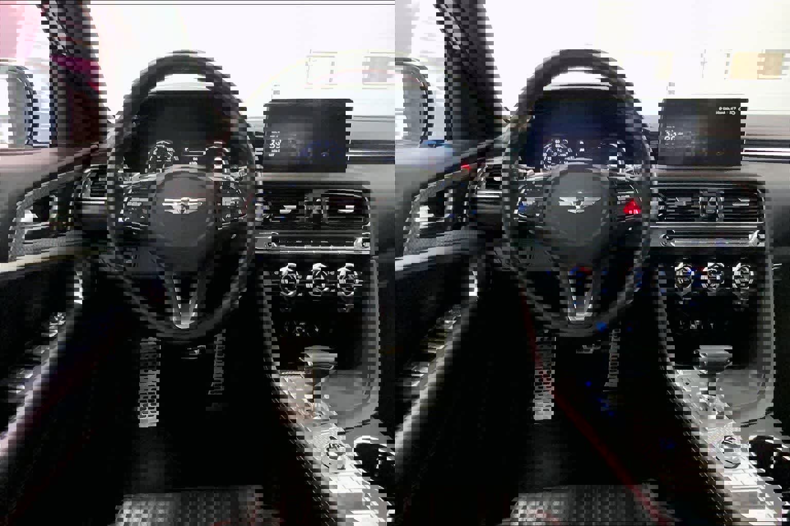 Used 2023 Genesis G70 2.0T w/ Sport Prestige Package image 13