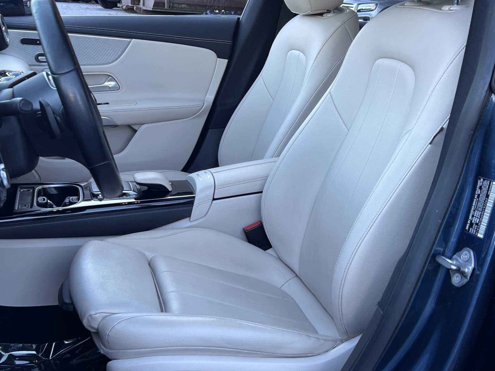 Used 2021 Mercedes-Benz CLA 250 image 18