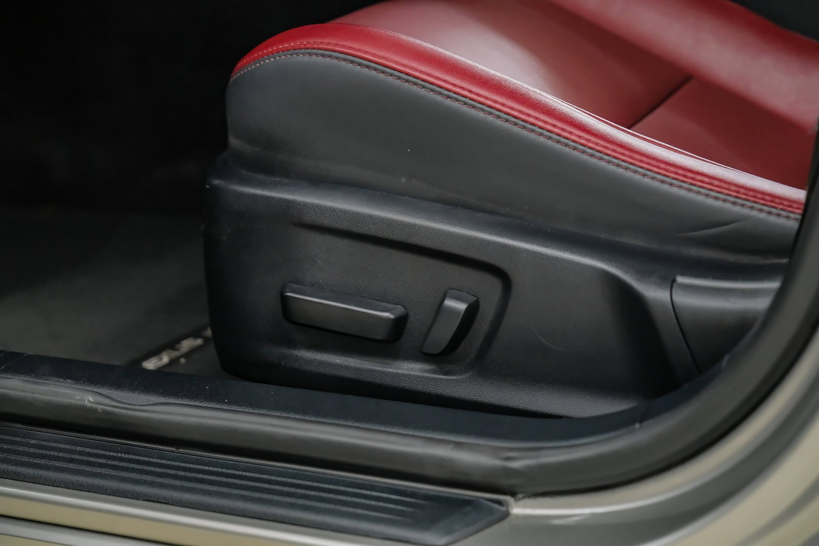 Used 2022 Lexus IS 300 image 42
