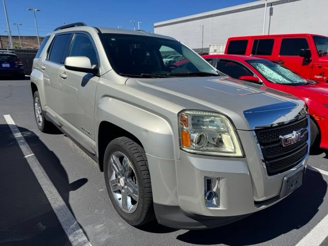 Used 2013 GMC Terrain SLE FWD image 2