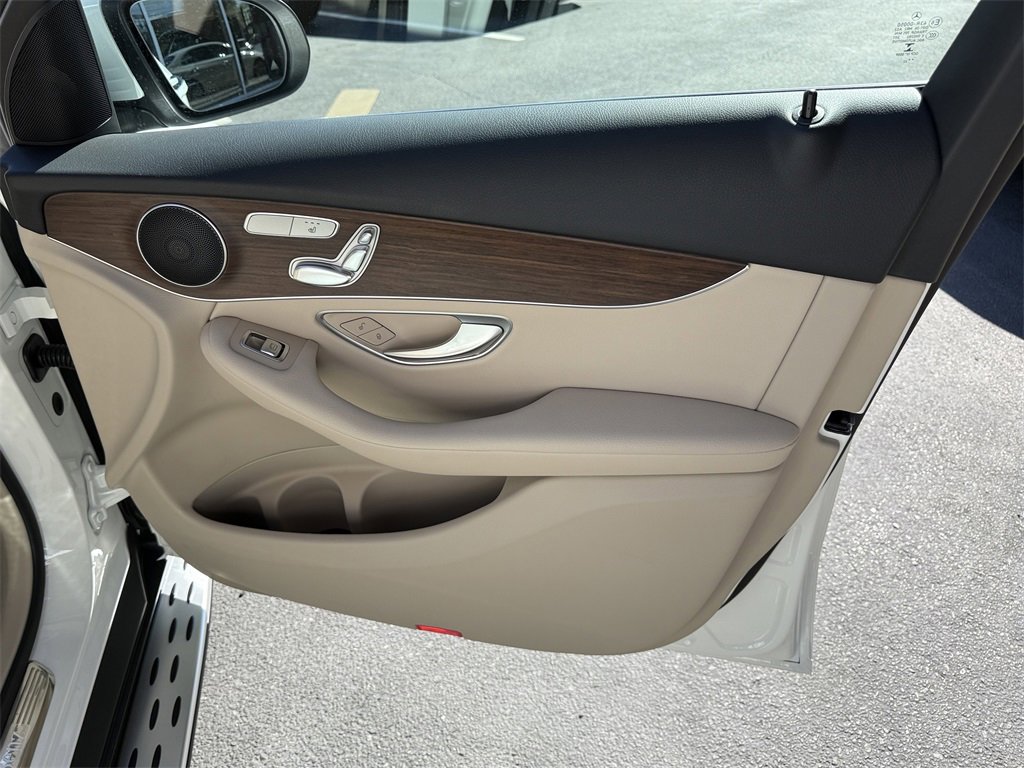 Certified 2022 Mercedes-Benz GLC 300 GLC 300 image 29