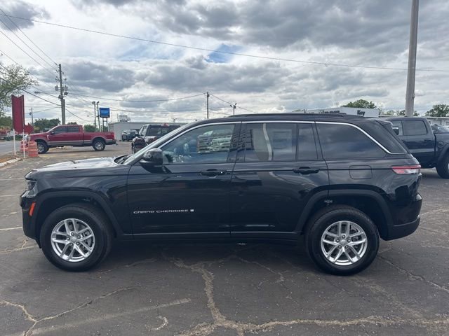 New 2026 Jeep Grand Cherokee Laredo RWD image 6