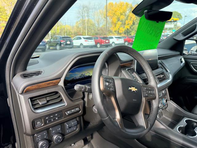 Used 2024 Chevrolet Suburban High Country w/ Max Trailering Package image 9