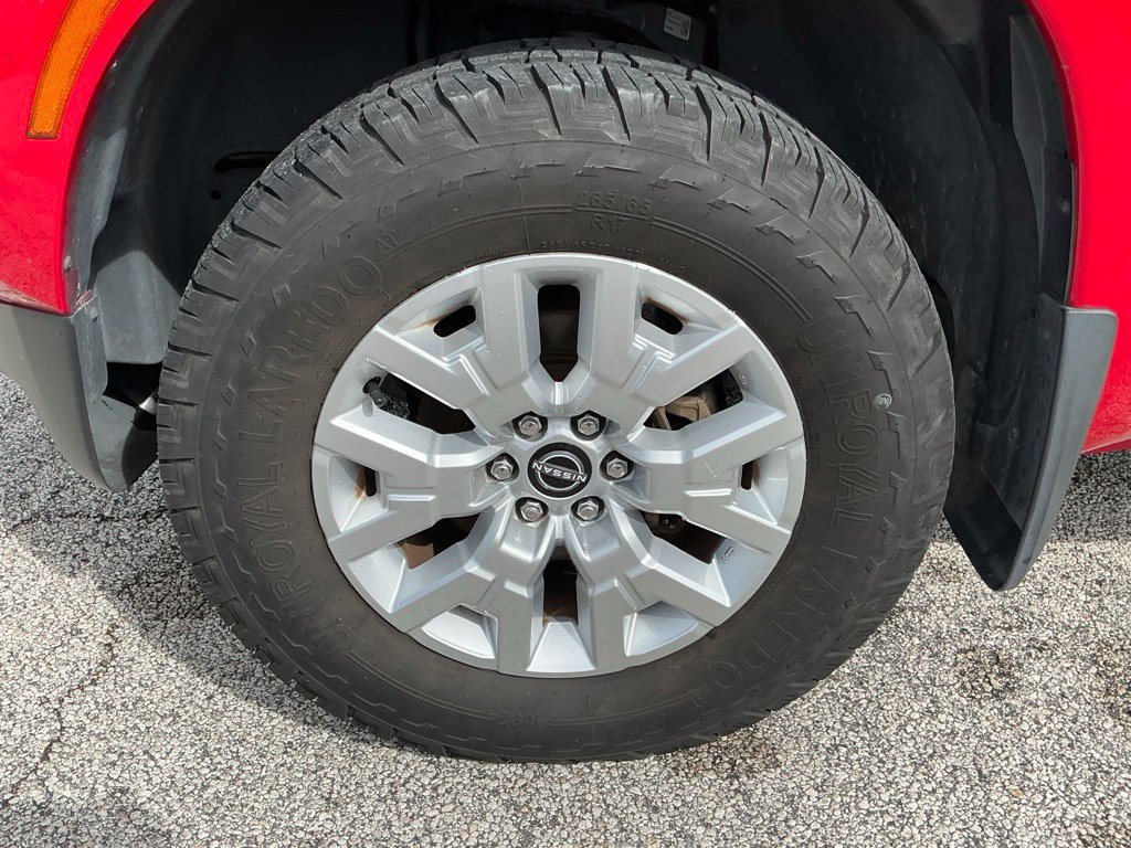 Used 2022 Nissan Frontier SV w/ Technology Package AWD/4WD image 21