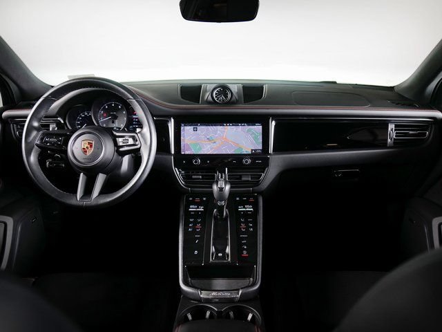 Certified 2024 Porsche Macan S AWD/4WD image 12