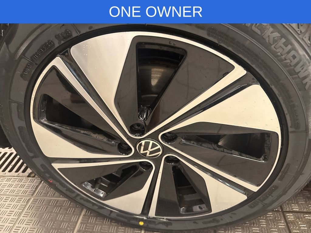Used 2023 Volkswagen Taos SE image 4