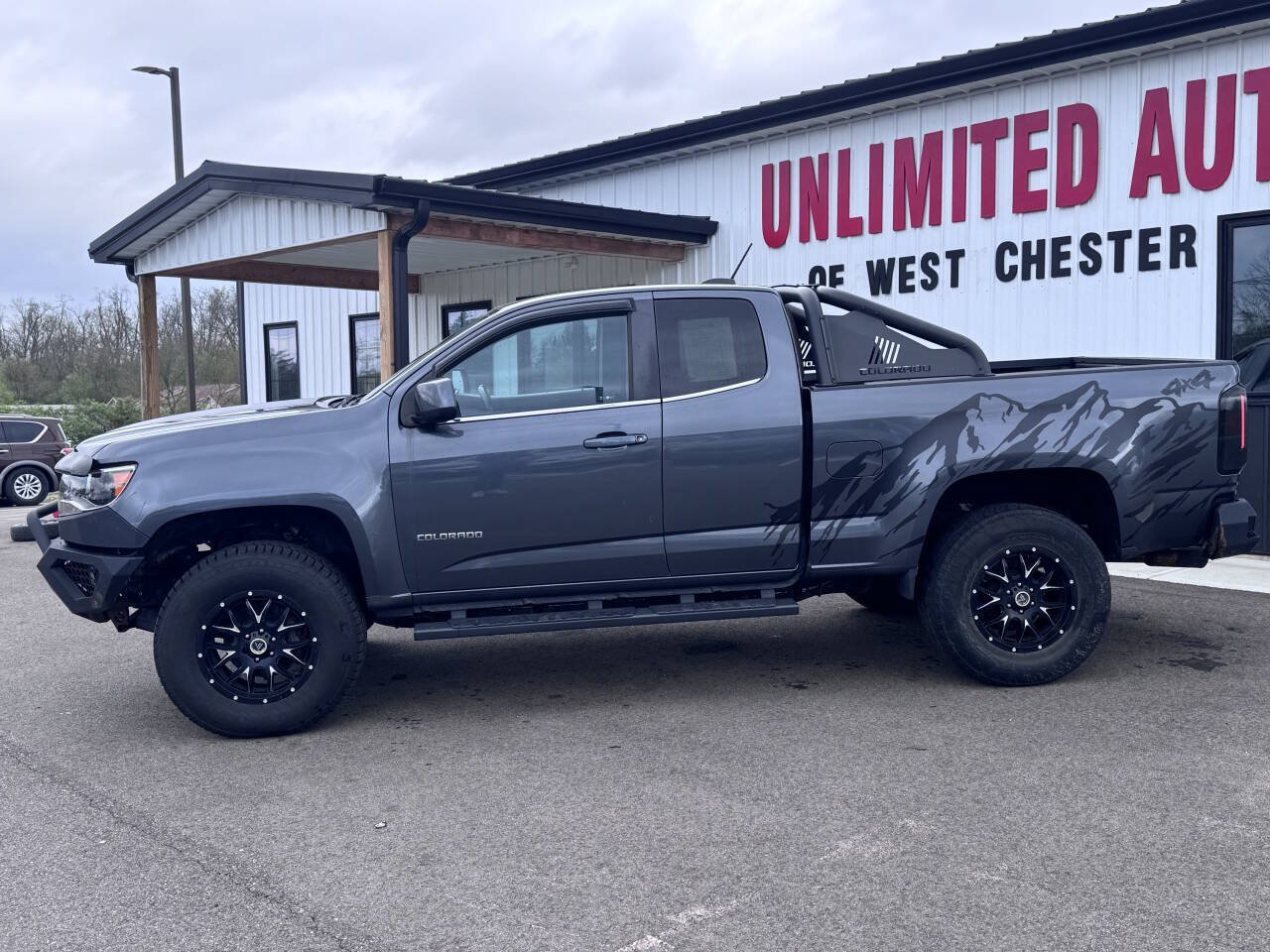 Used 2016 Chevrolet Colorado LT w/ LT Convenience Package AWD/4WD image 9