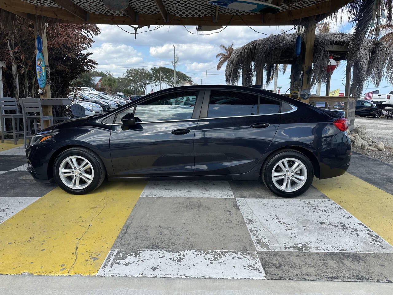 Used 2016 Chevrolet Cruze LT w/ Convenience Package FWD image 8