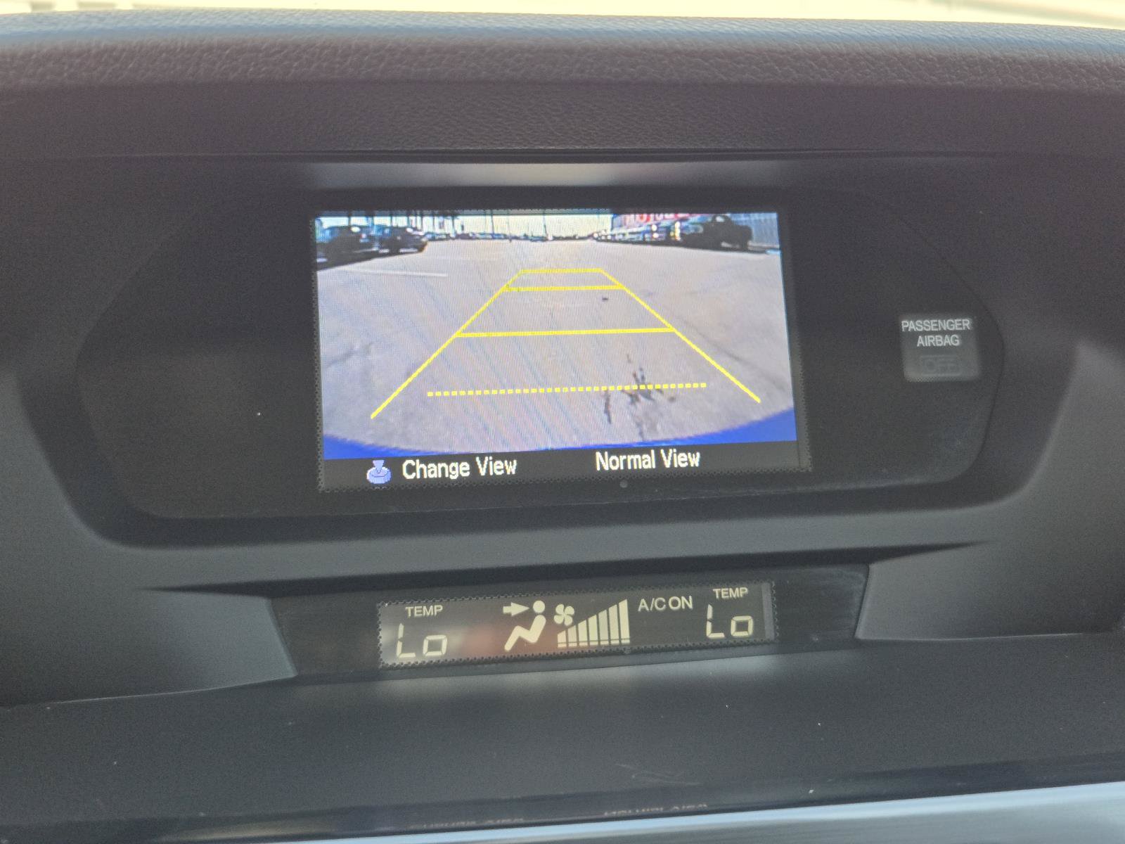 Used 2017 Acura ILX FWD image 8