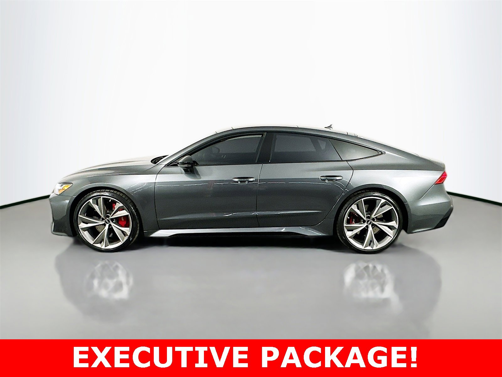 Used 2021 Audi RS 7 Sportback w/ Black Optic Package image 4