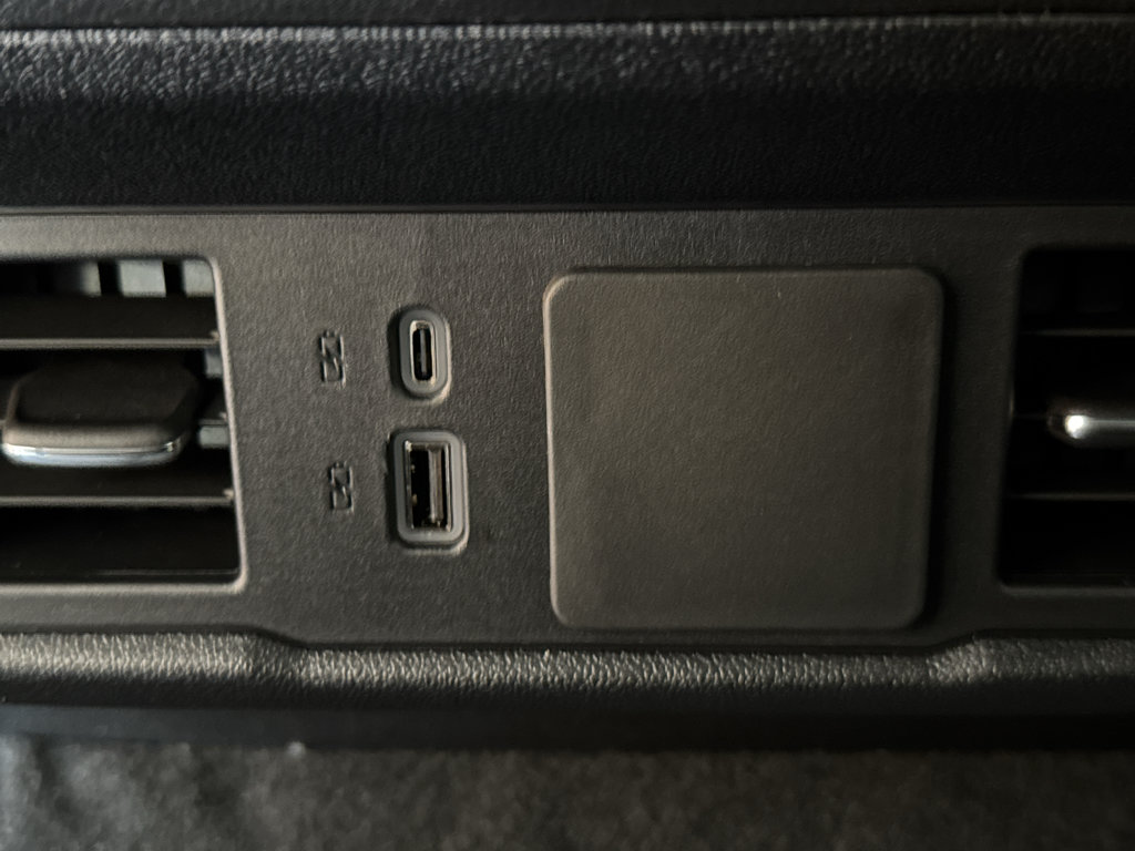 New 2026 Chevrolet Silverado 1500 Custom AWD/4WD image 13