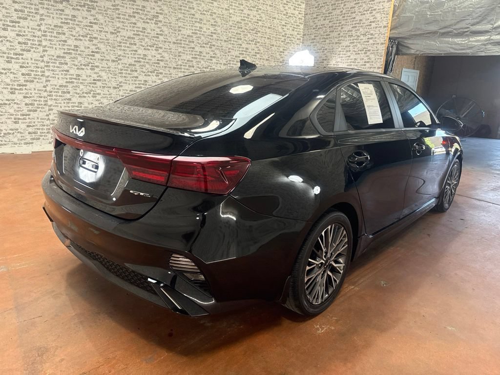Used 2022 Kia Forte GT-Line w/ GT-Line Premium Package FWD image 7