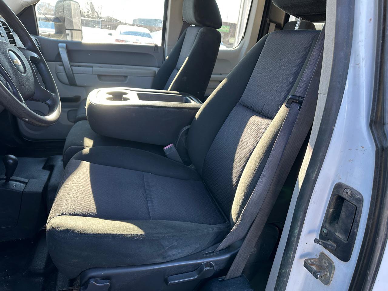 Used 2011 Chevrolet Silverado 3500 W/T AWD/4WD image 15