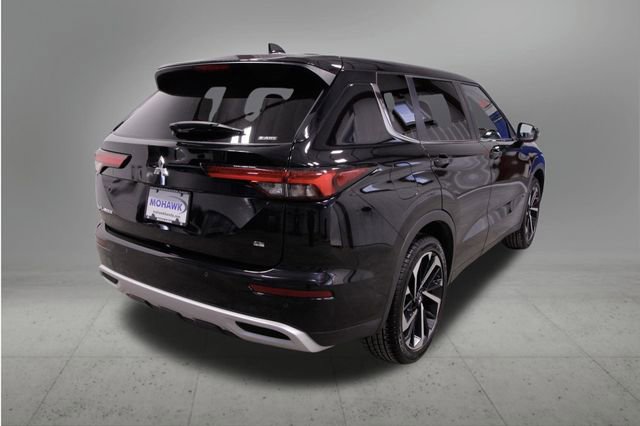 Used 2022 Mitsubishi Outlander SE image 5
