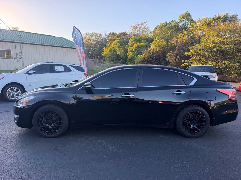 Used 2013 Nissan Altima 2.5 SV w/ 2.5SV Convenience Pkg FWD image 8