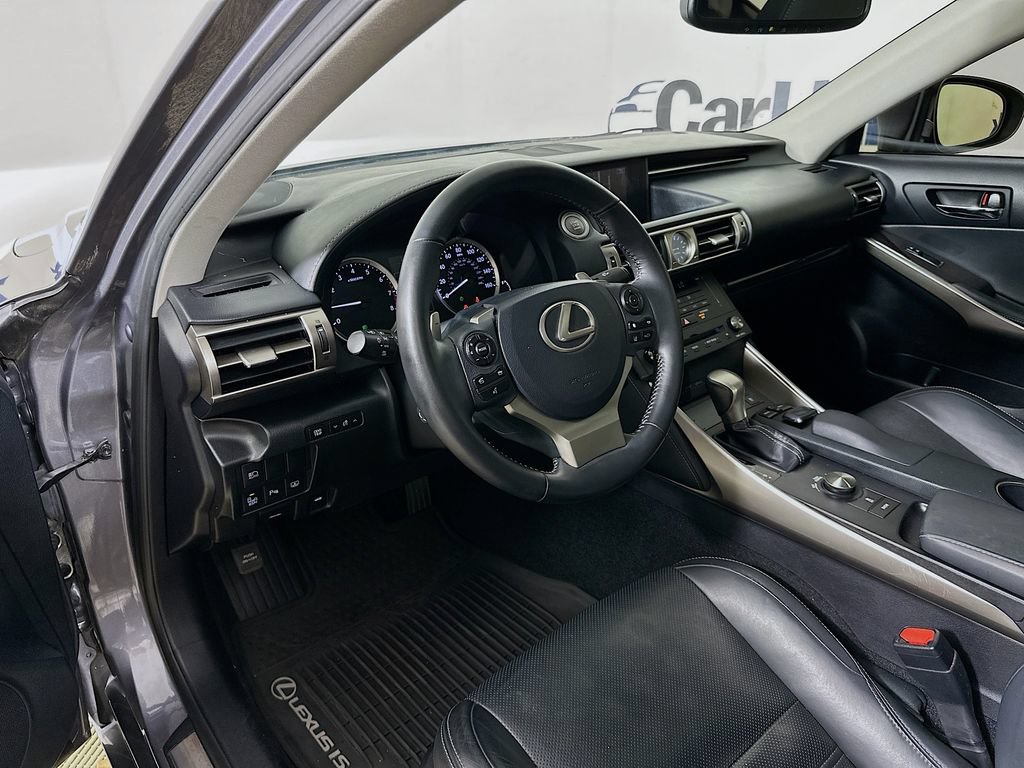 Used 2015 Lexus IS 250 RWD image 10