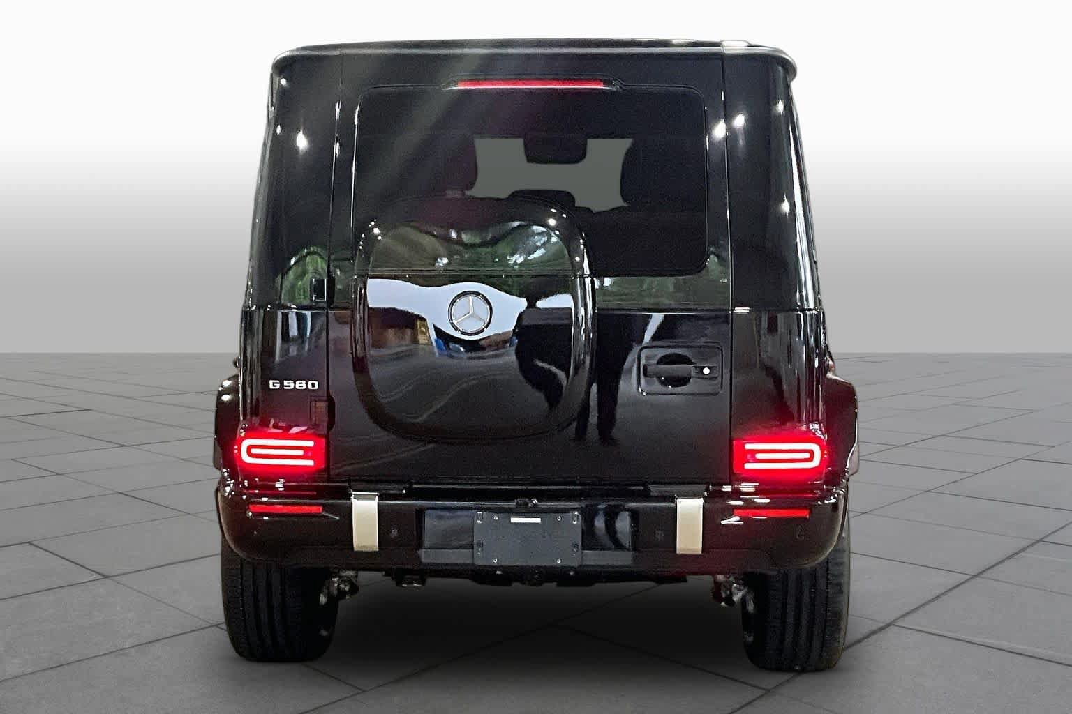 Certified 2025 Mercedes-Benz G 580 w/ EQ Technology image 4