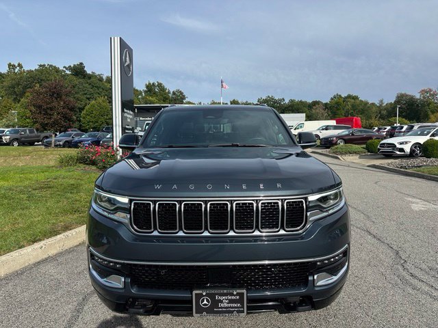 Used 2025 Jeep Wagoneer 4WD w/ Premium Group I image 8