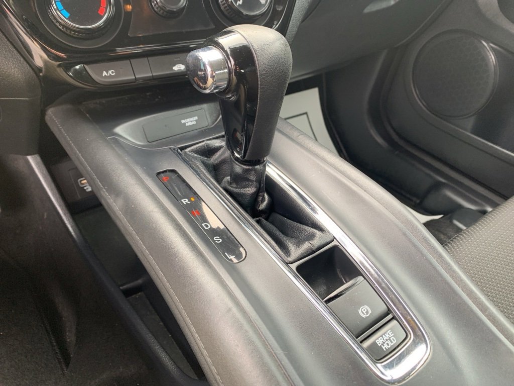 Used 2019 Honda HR-V LX image 29