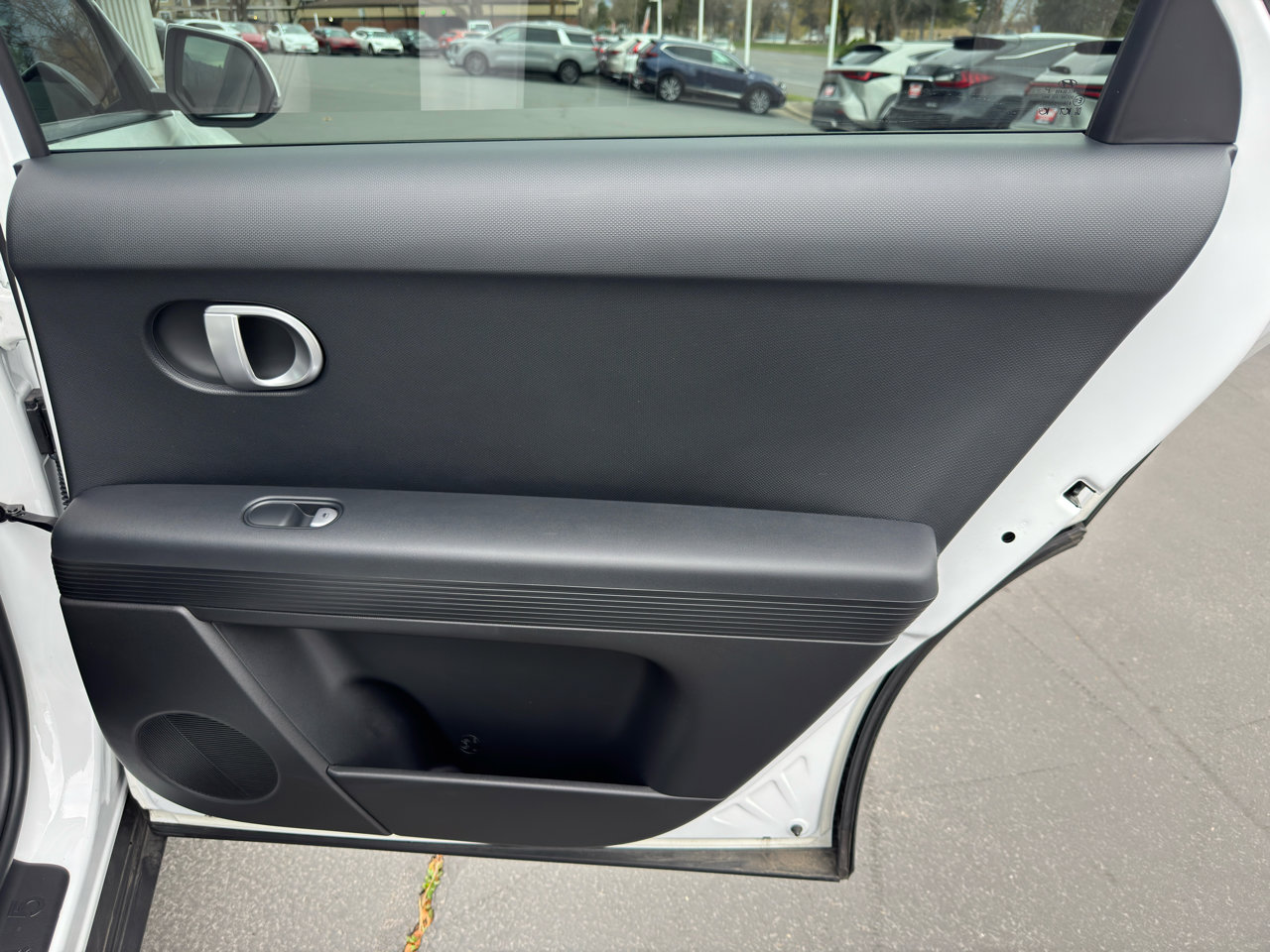 Used 2022 Hyundai Ioniq 5 SE image 25