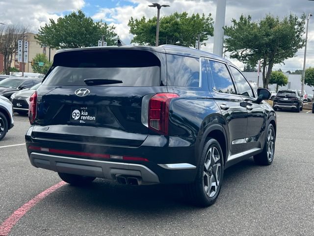 Used 2023 Hyundai Palisade Limited w/ Cargo Package AWD/4WD image 7