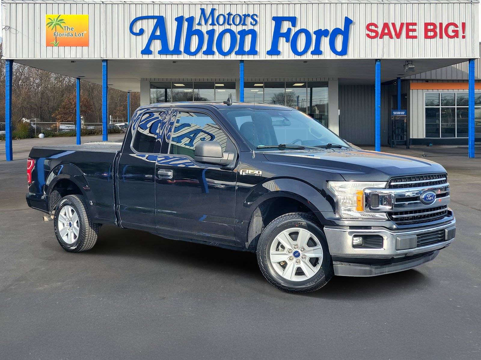 Used 2019 Ford F150 XLT RWD image 1