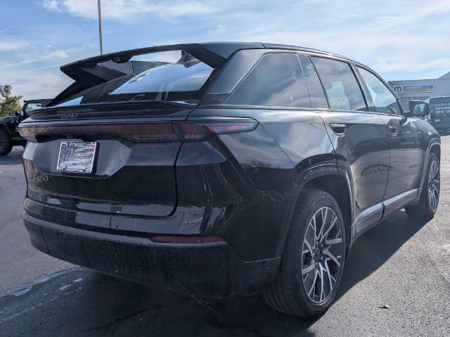 New 2025 Jeep Wagoneer S Limited w/ Comfort Package image 3