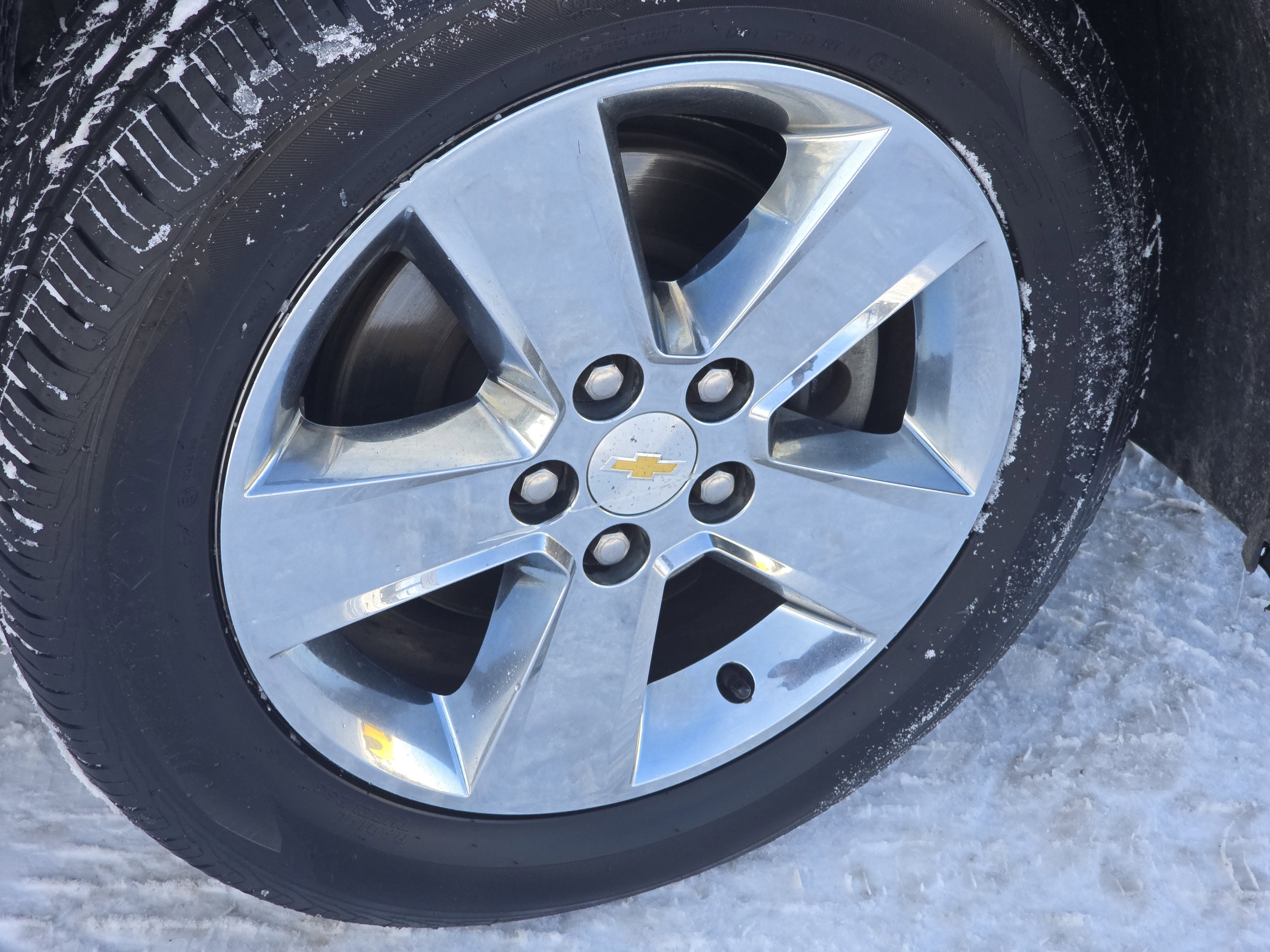 Used 2013 Chevrolet Equinox LT w/ All Star Package image 12