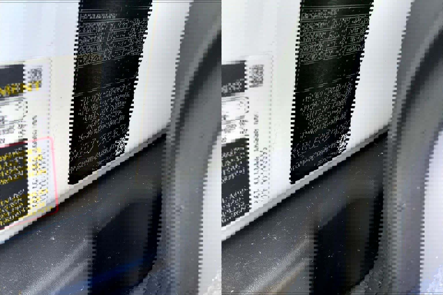 Used 2023 Land Rover Defender 110 S image 29