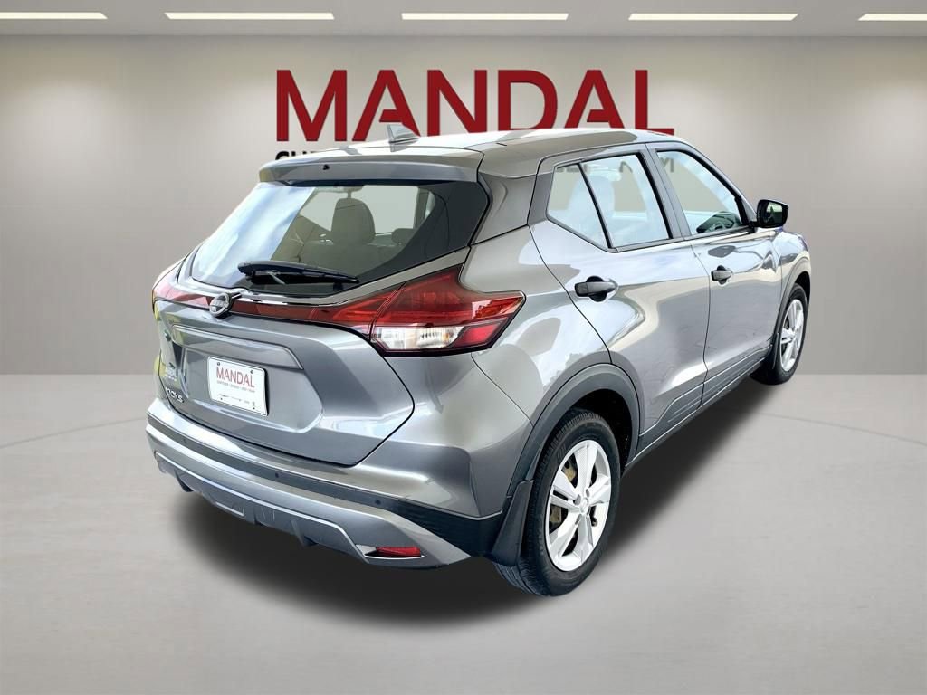 Used 2023 Nissan Kicks S FWD image 6