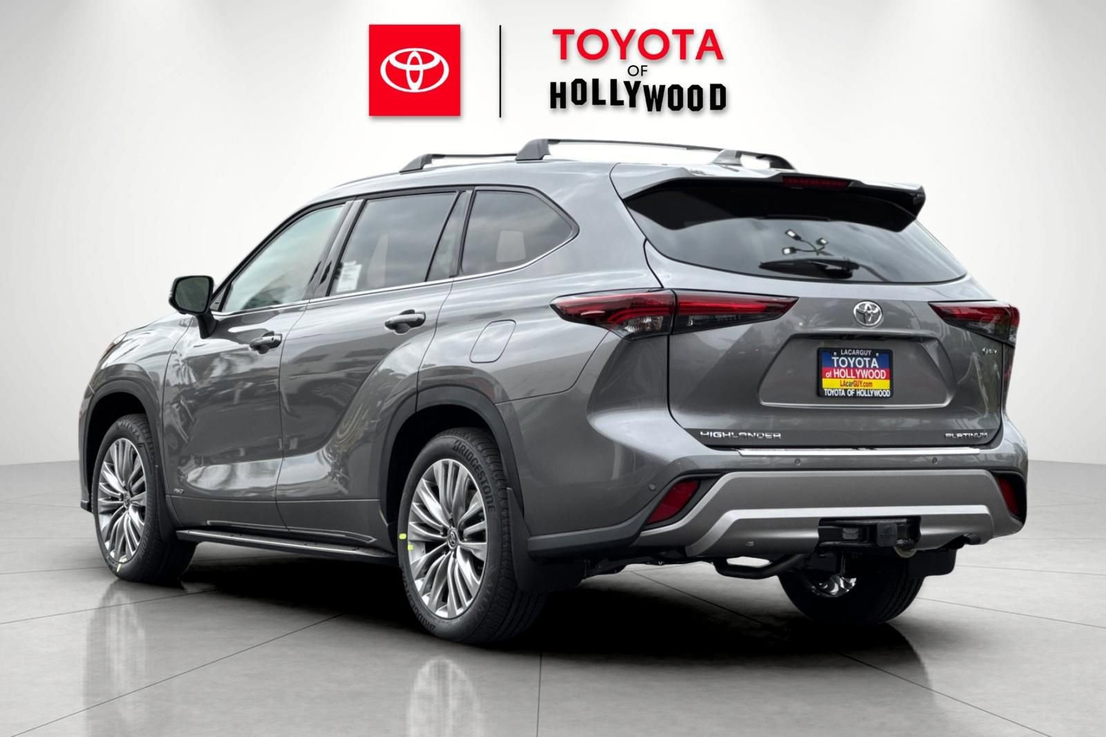 New 2026 Toyota Highlander Platinum AWD/4WD image 6