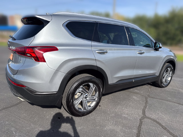 Used 2023 Hyundai Santa Fe SEL w/ Winter Weather Package AWD/4WD image 5