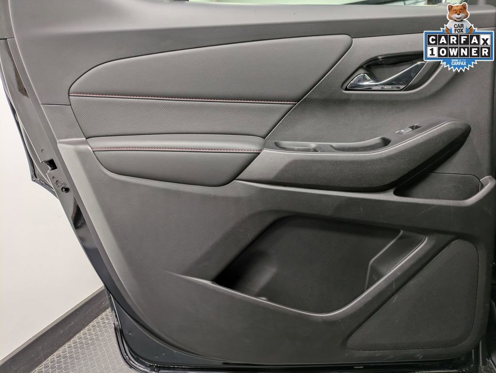 Used 2023 Chevrolet Traverse RS w/ LPO, Floor Liner Package AWD/4WD image 22