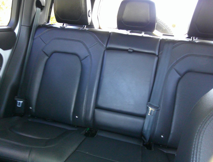 Used 2023 Land Rover Defender 110 S image 82