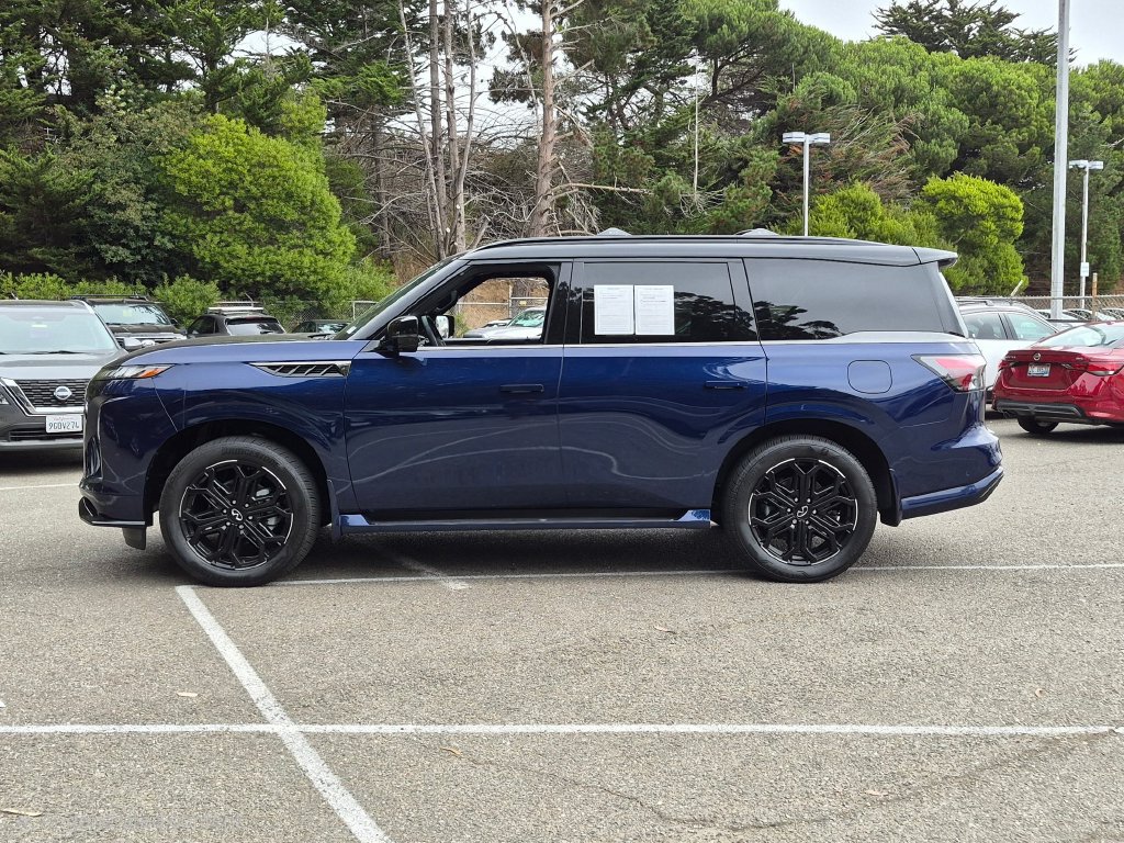 Used 2026 INFINITI QX80 4WD w/ Sport Exterior Package image 8