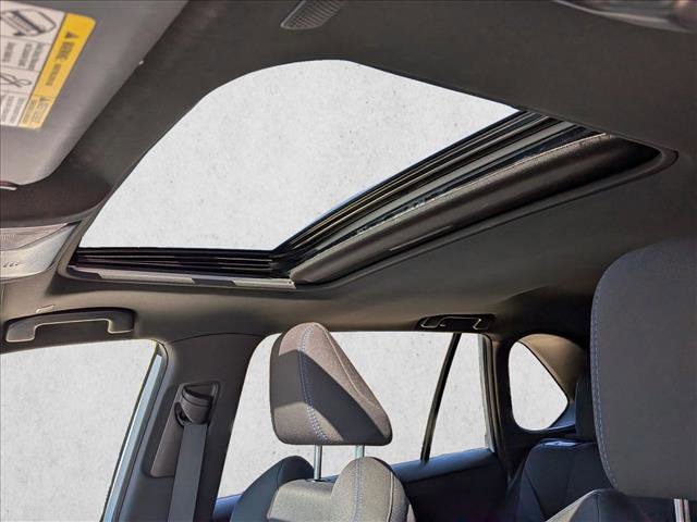 Used 2023 Toyota RAV4 SE w/ Convenience Package image 16