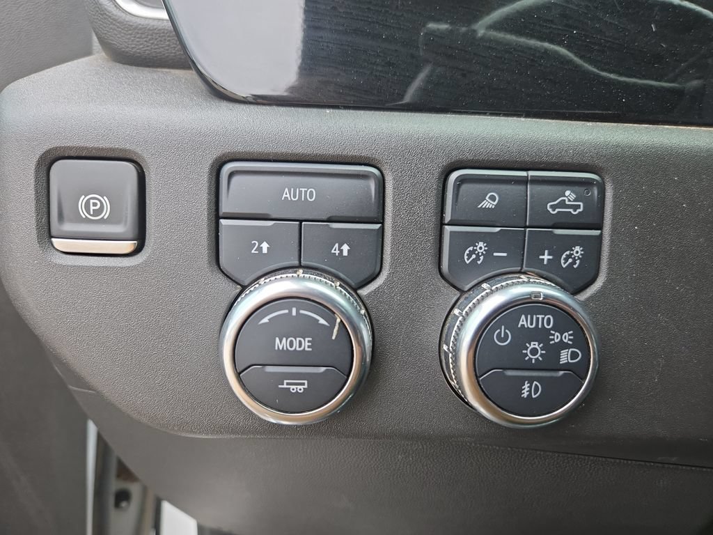 Used 2024 GMC Sierra 1500 SLT AWD/4WD image 20