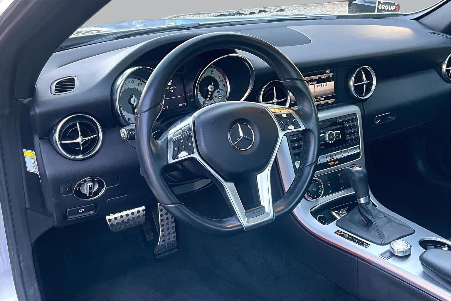 Used 2013 Mercedes-Benz SLK 250 image 18