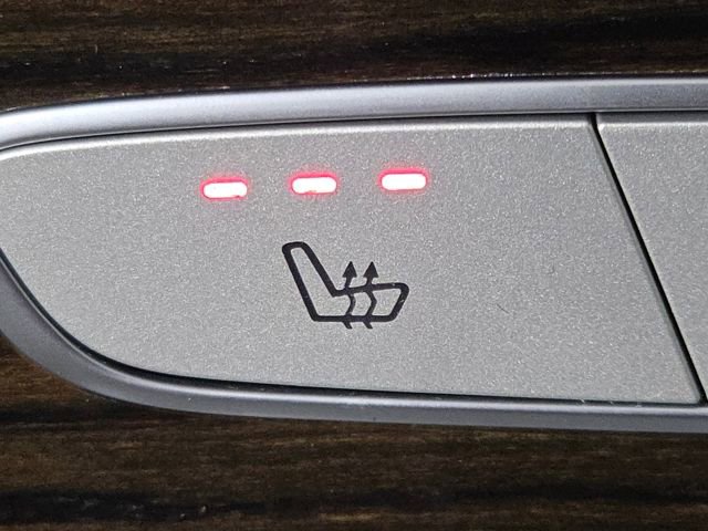 Used 2017 Mercedes-Benz GLC 300 4MATIC image 36