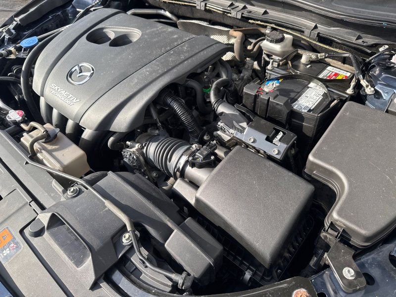 Used 2018 MAZDA MAZDA3 Touring image 34