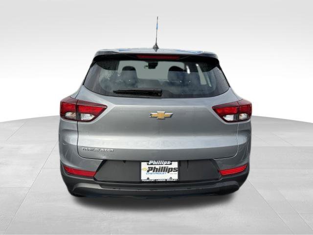 Used 2024 Chevrolet TrailBlazer LS FWD image 11