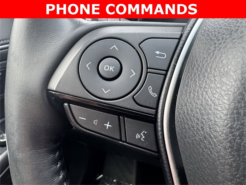 Certified 2022 Toyota Venza Limited image 30